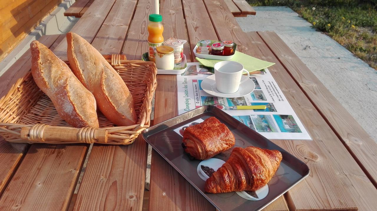 Camping Loisirs Des Groux Mousseaux-sur-Seine Dış mekan fotoğraf