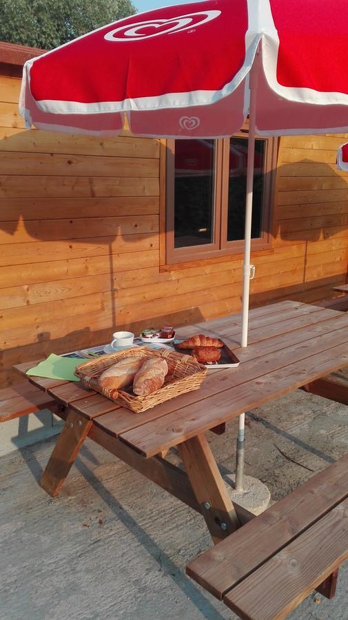 Camping Loisirs Des Groux Mousseaux-sur-Seine Dış mekan fotoğraf