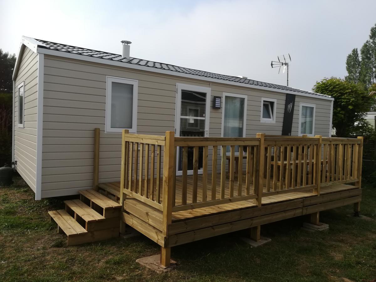 Camping Loisirs Des Groux Mousseaux-sur-Seine Dış mekan fotoğraf