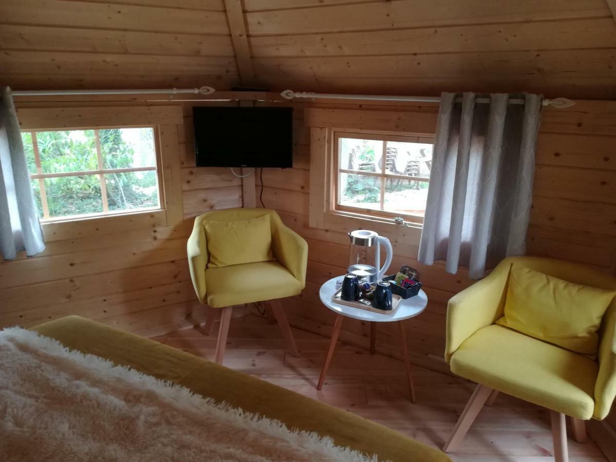 Camping Loisirs Des Groux Mousseaux-sur-Seine Dış mekan fotoğraf