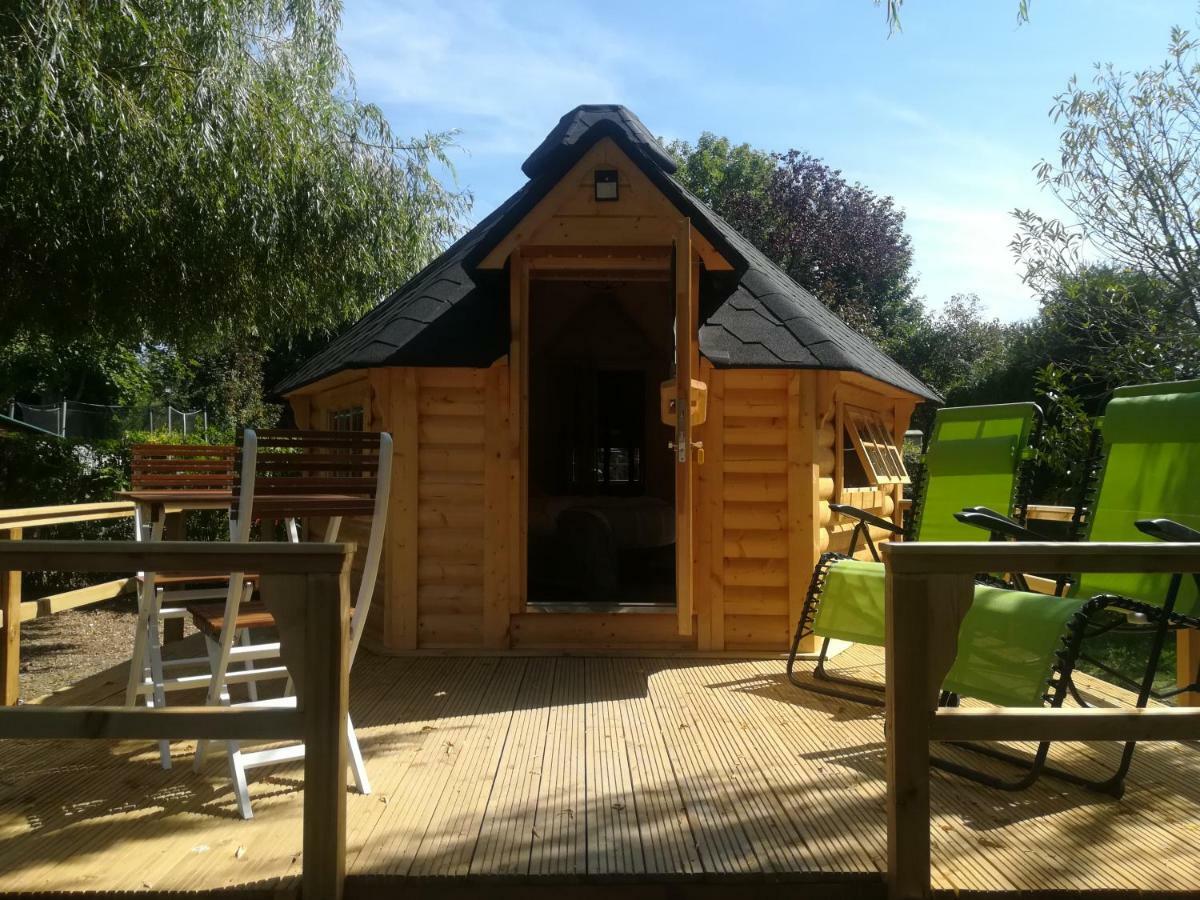 Camping Loisirs Des Groux Mousseaux-sur-Seine Dış mekan fotoğraf